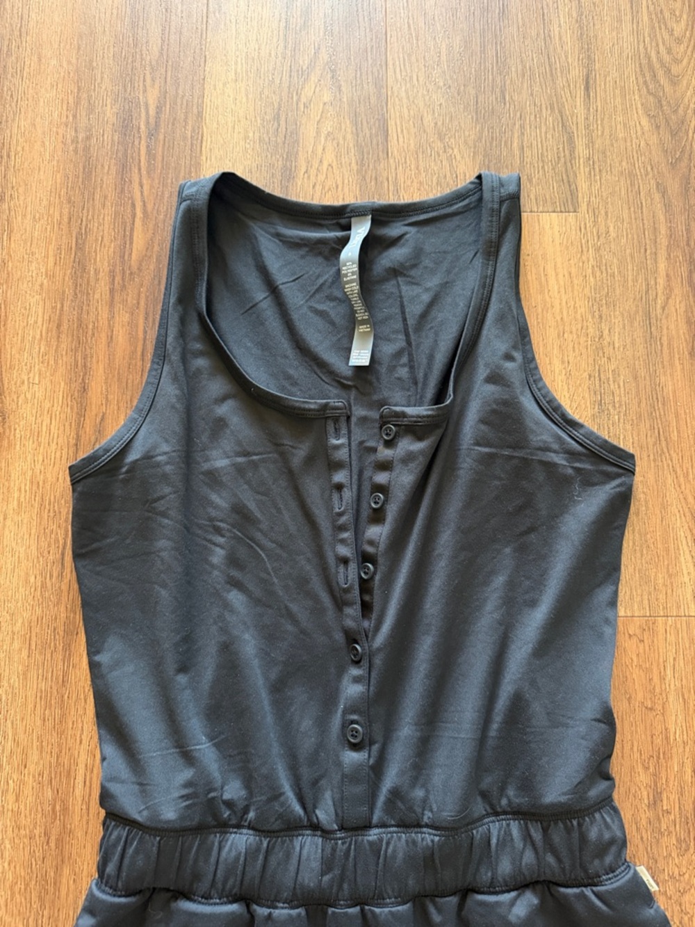 Vuori Lux Shores Black Wide Leg Jumpsuit - Picture 5 of 6